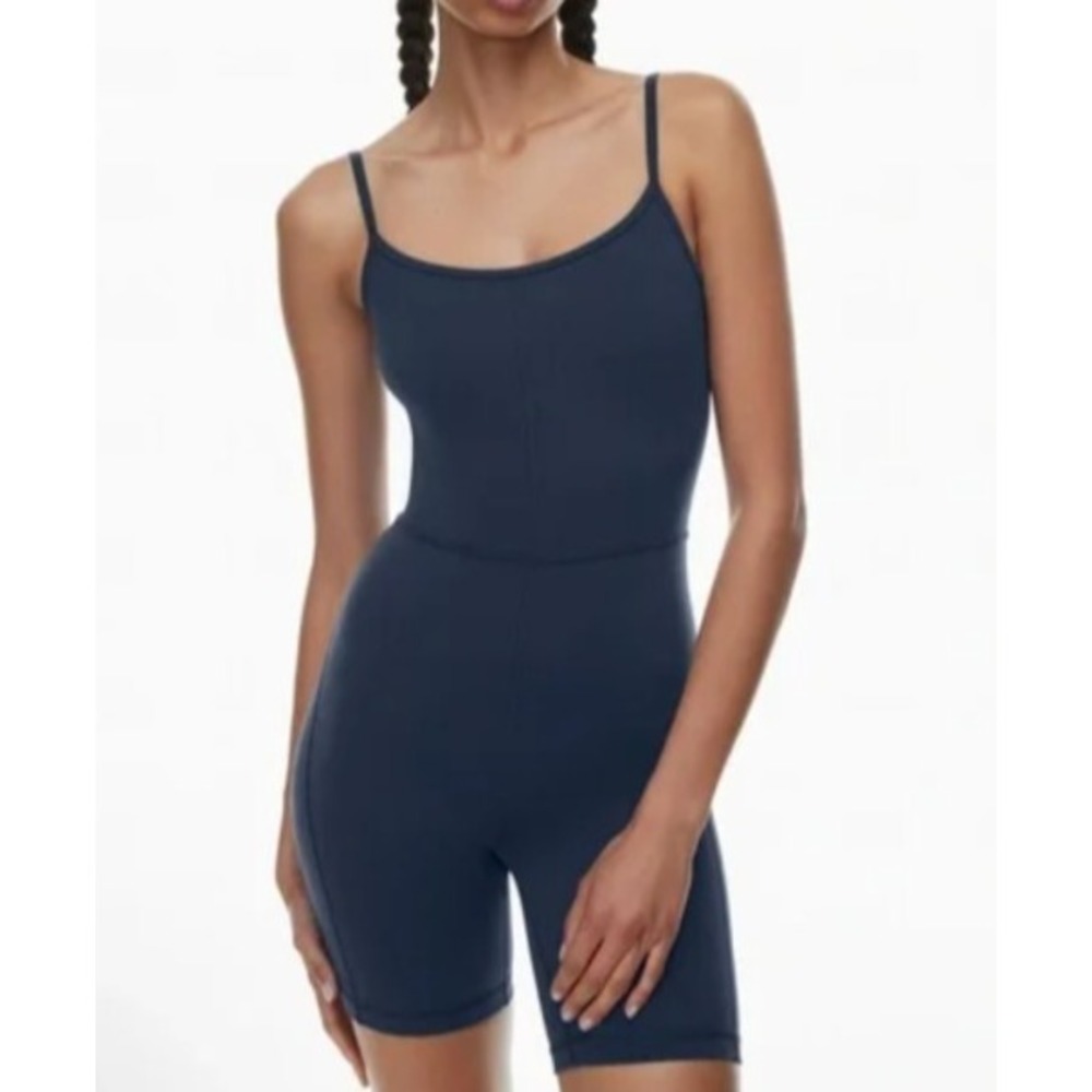 ARITZIA Wilfred Free Romper Bodysuit Shorts Size Small Black
